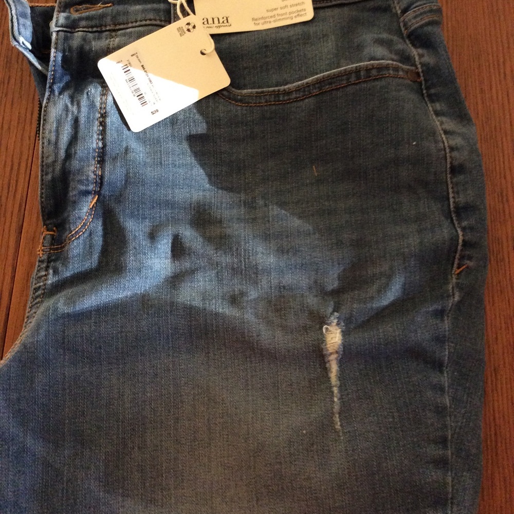 Ana High Rise Jeans - Picture 2 of 2